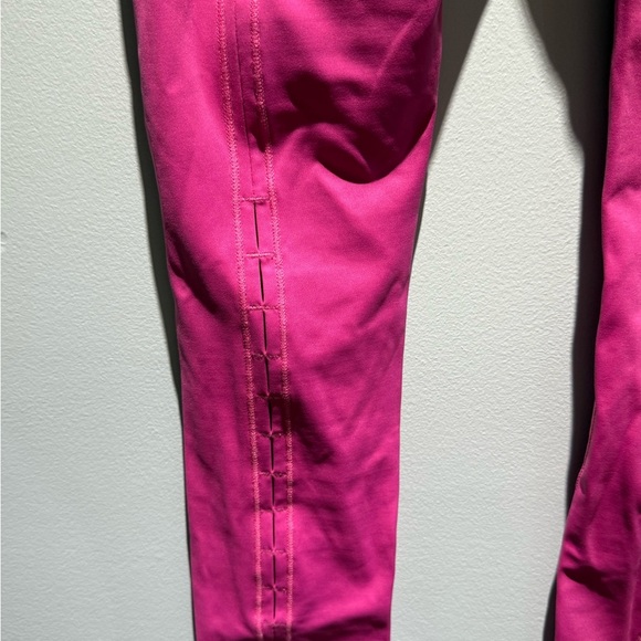 ZYIA Vivid Pink Leggings - Picture 4 of 8